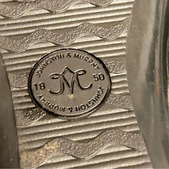 Johnston and Murphy Women’s Genuine Leather Black Suede Ankle Closure Sandals. - Picture 3 of 9